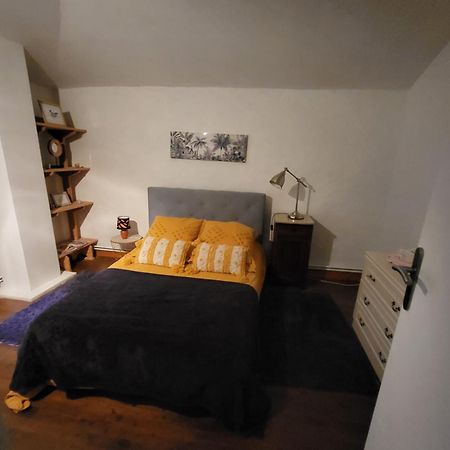 chambres d hotes L'agapé Saint-Martial-sur-Isop Habitación foto